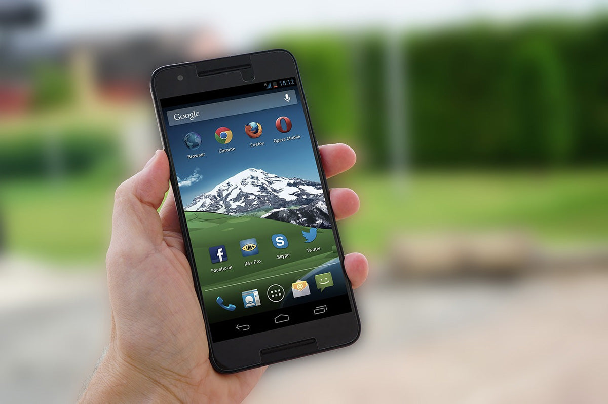 Google releases Android 10 for foldable phones, improved  privacy